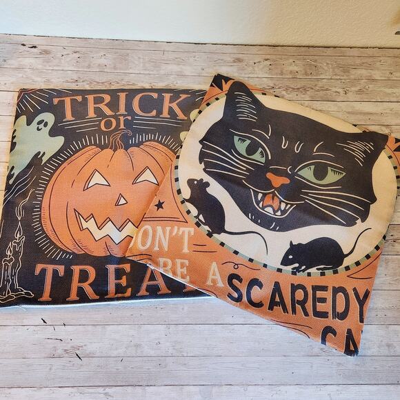 Vintage Style Scary Cat Trick or Treat Throw Pillow Covers (2) 18" NWT - Picture 2 of 5